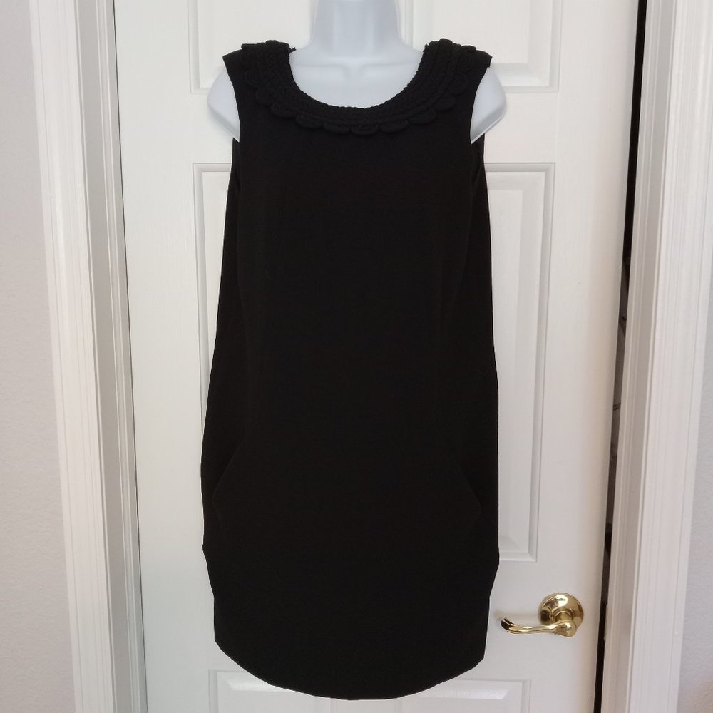 CLUNY Black Sleeveless Sheath Black Brocade Braid Collar Black Silky Lining Sz 6